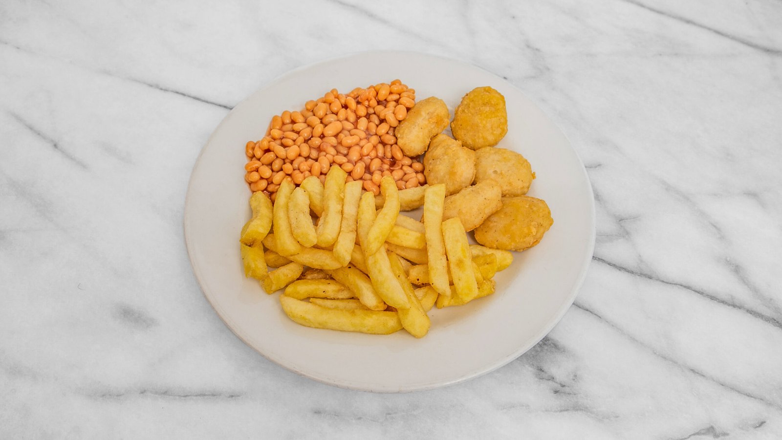 PieMashShop ChickenNuggetsChipsAndBeans 1 Scaled
